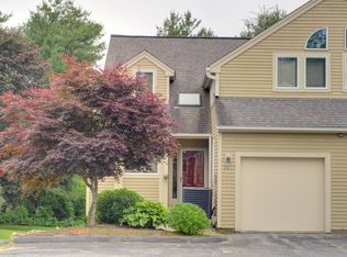 147 Courtyard Ln #147, Storrs Mansfield, CT 06268
