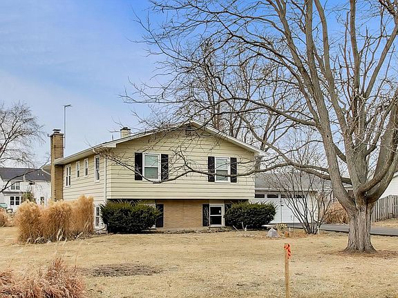 2nd image of 3S700 Delles Rd