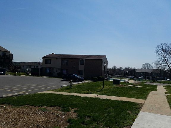 5th image of 5200 Hilltop Dr #79