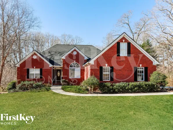 715 Roland Manor Dr, Dacula, GA 30019