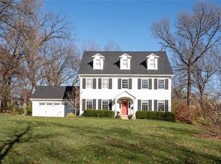 242 College Ave, Saint Louis, MO