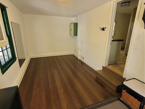 4th image of 3209 Deer Path Ln