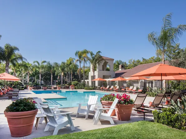 Aliso Town Center Apartment Homes