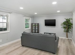 6900 Roswell Rd APT D1, Sandy Springs, GA 30328