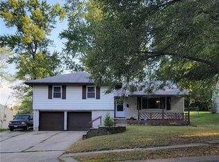 7925 NE 53rd St, Kansas City, MO 64119