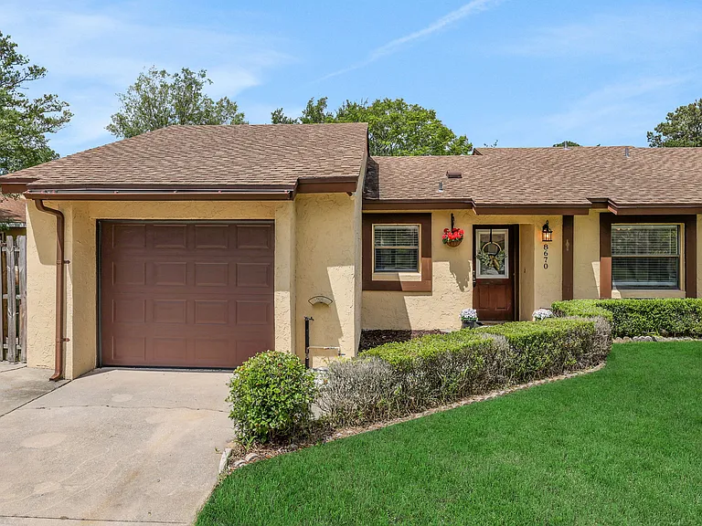 8670 Purslane Pl — Photo 4