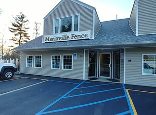 60 Blue Barns Rd APT 3, Rexford, NY 12148