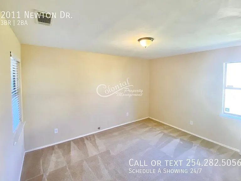 2011 Newton Dr — Photo 11