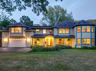 1451 Northwoods Rd, Deerfield, IL 60015