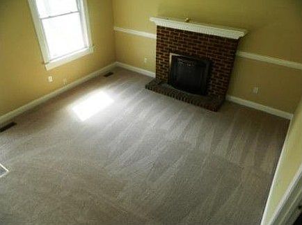 4th image of 2228 Greenwood Dr