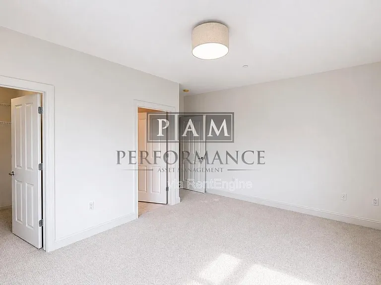 1905 N Water St #205 — Photo 6