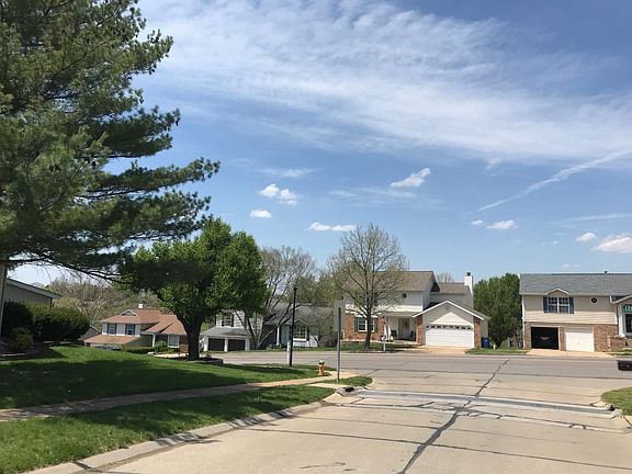 5th image of 5902 Woodbrook Dr