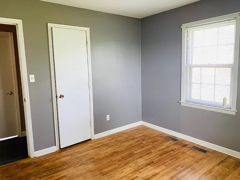 450 Lees Country Club Rd — Photo 17