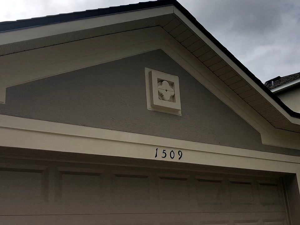 2nd image of 1509 Main St
