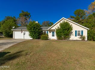 808 Cobblestone Ct, Jacksonville, NC 28546