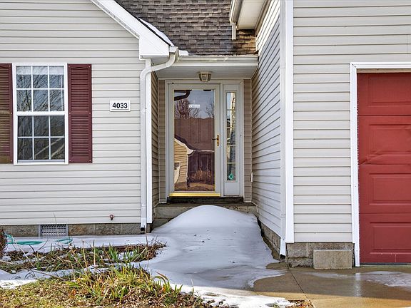 5th image of 4033 New Grange Cir