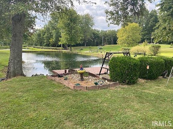 3rd image of 1727 W County Road 125 S