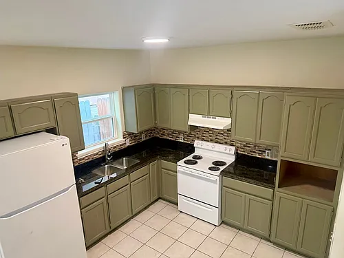 411 Shiloh Dr Photo 1