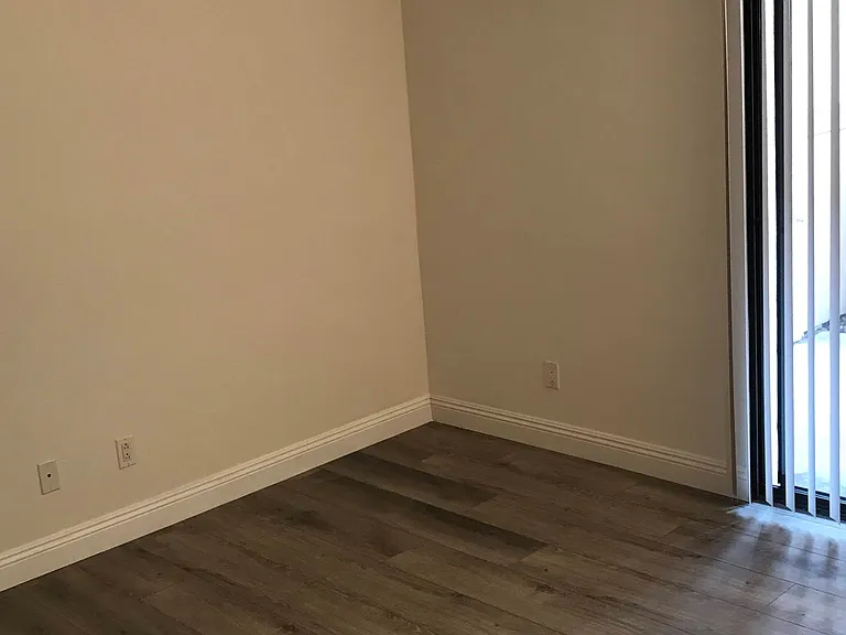 12035 Alta Carmel Ct #217 — Photo 11