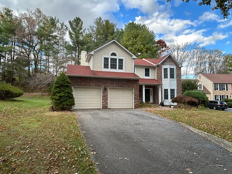 3525 Coventry Court Dr — Photo 3