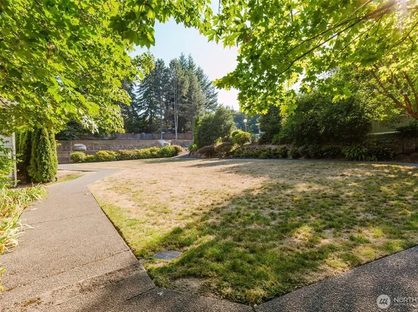 2969 SE Mile Hill Drive #E2, Port Orchard, WA 98366