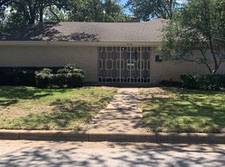 7336 Normandy Rd, Fort Worth, TX 76112