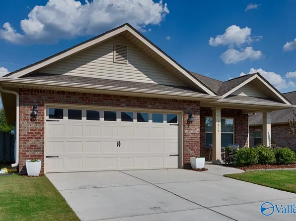 3019 Greenway Cir SE, Gurley, AL 35763