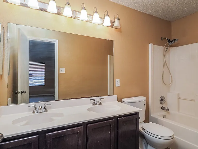 5213 Bedfordshire Dr — Photo 11