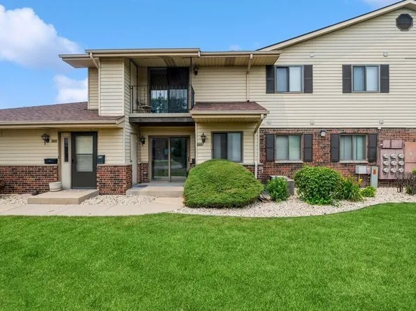 5631 70th STREET #101C, Kenosha, WI 53142