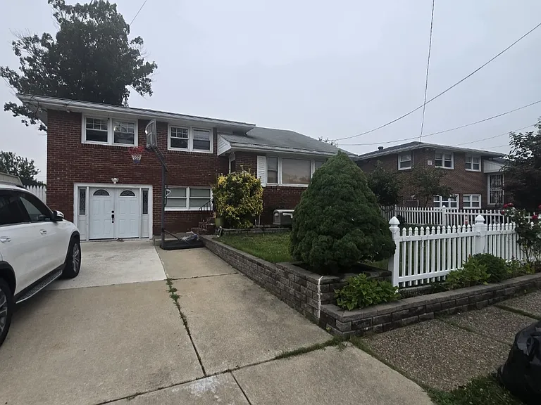 5917 Roosevelt Ave — Photo 18