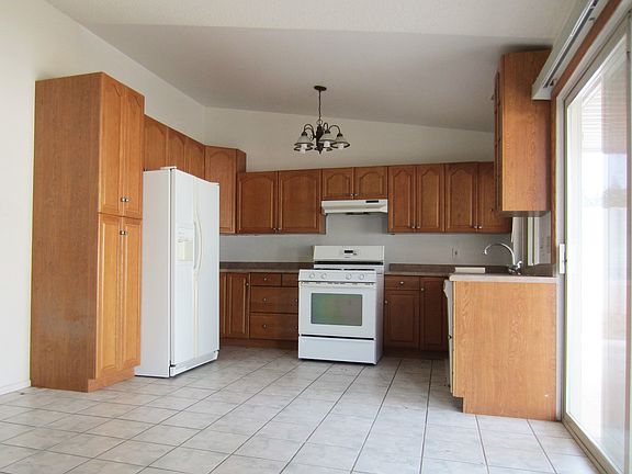 3rd image of 1321 Marita Dr