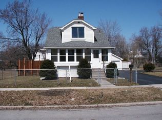 49 E Longfellow Ave, Pontiac, MI 48340