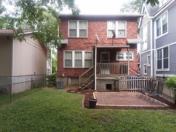 2nd image of 2041 Blendon Pl