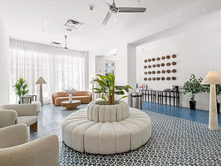Building's Lounge