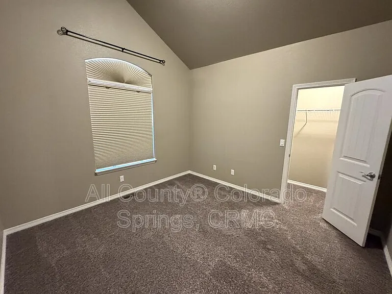 17888 White Marble Dr — Photo 15
