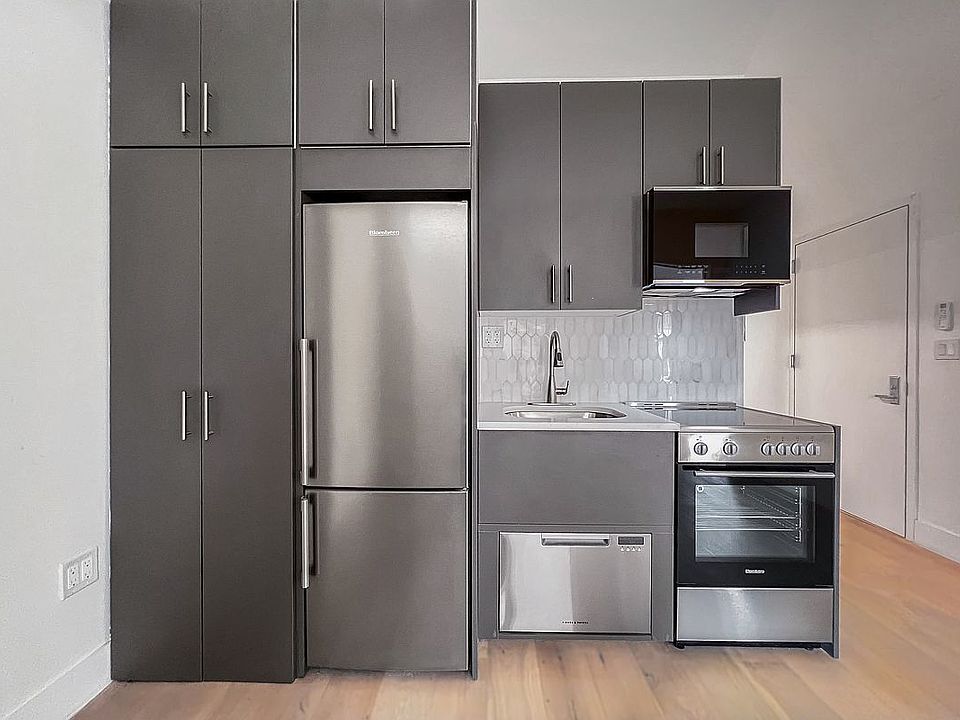 1st image of 108 1st Ave APT 2