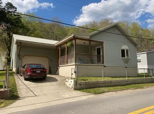2367 Buffalo Creek Rd, Williamson, WV 25661