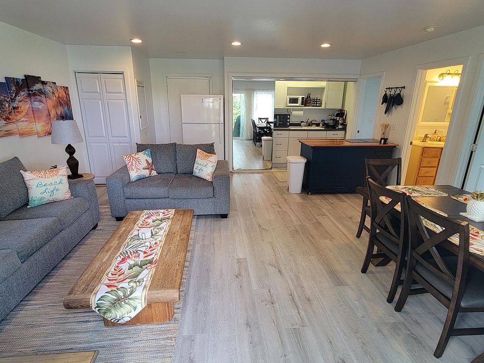 Great room entrance