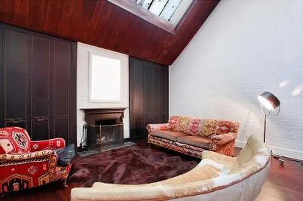 Sold by Corcoran | media 16