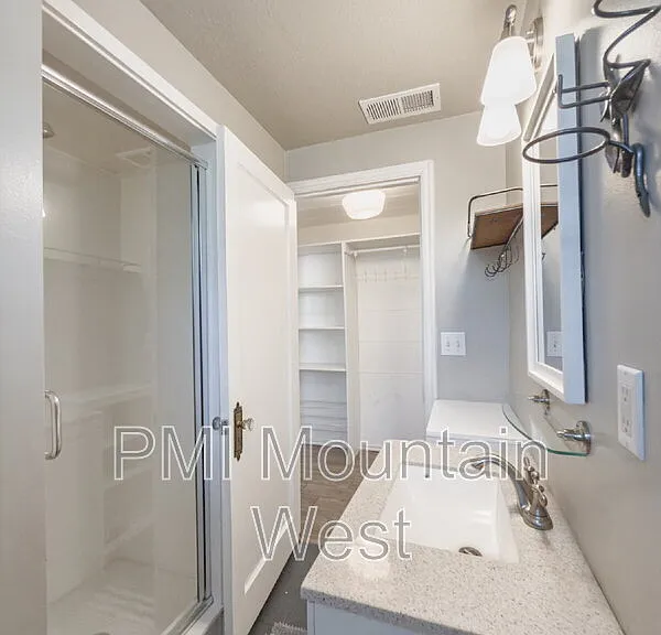 2122 S 1800 E — Photo 59