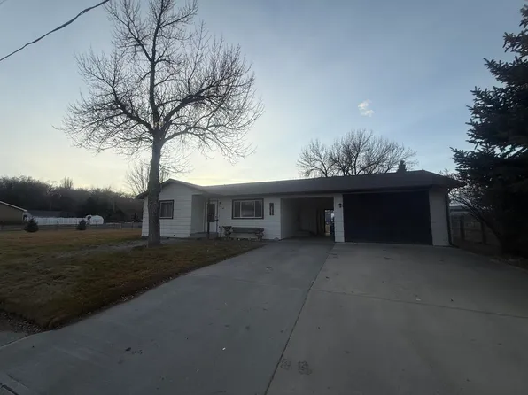 720 Garfield Ave, Lovell, WY 82431