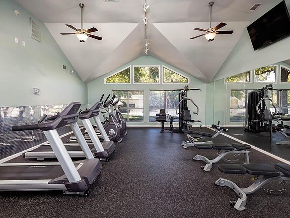 3rd image of 50 Evergreen Way #1022