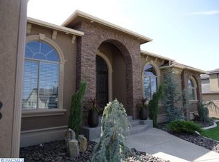 1793 Silver Ct, Richland, WA 99352