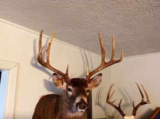 6640 Walnut Ridge Rd, Grantsburg, IL 62943