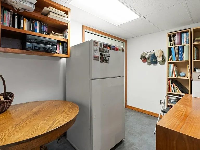 510 Pine Ave — Photo 25