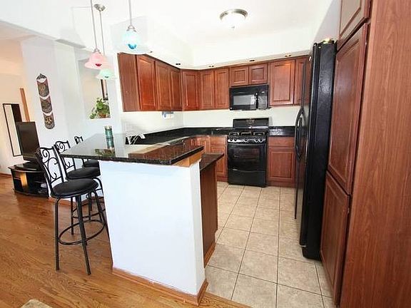 4th image of 4400 W Mulberry Dr #4400