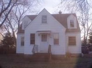 2001 Thornton Lansing Rd, Lansing, IL 60438