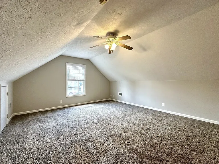 1641 Cedar Springs Cir — Photo 26