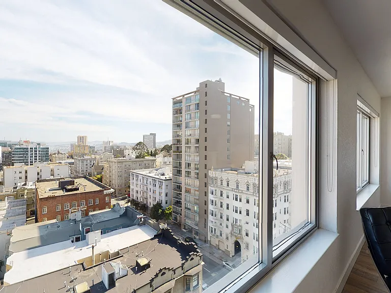Clay Park Tower Apartments — Photo 20