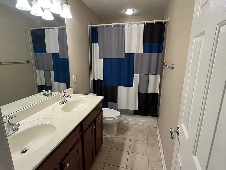 906 Idlewood Dr — Photo 6